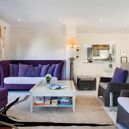 Sleeps 4 With Pool Air Con And Wifi Villa