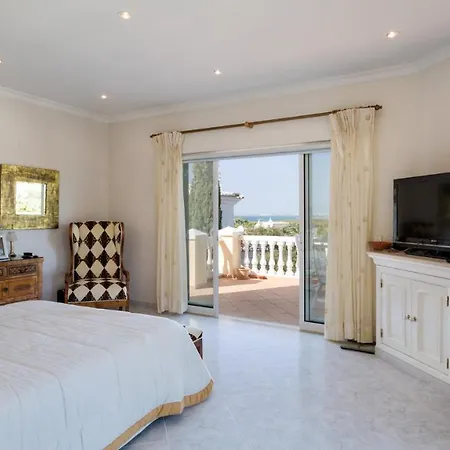 فيلة Sleeps 4 With Pool Air Con And Wifi فالي دو لوبو